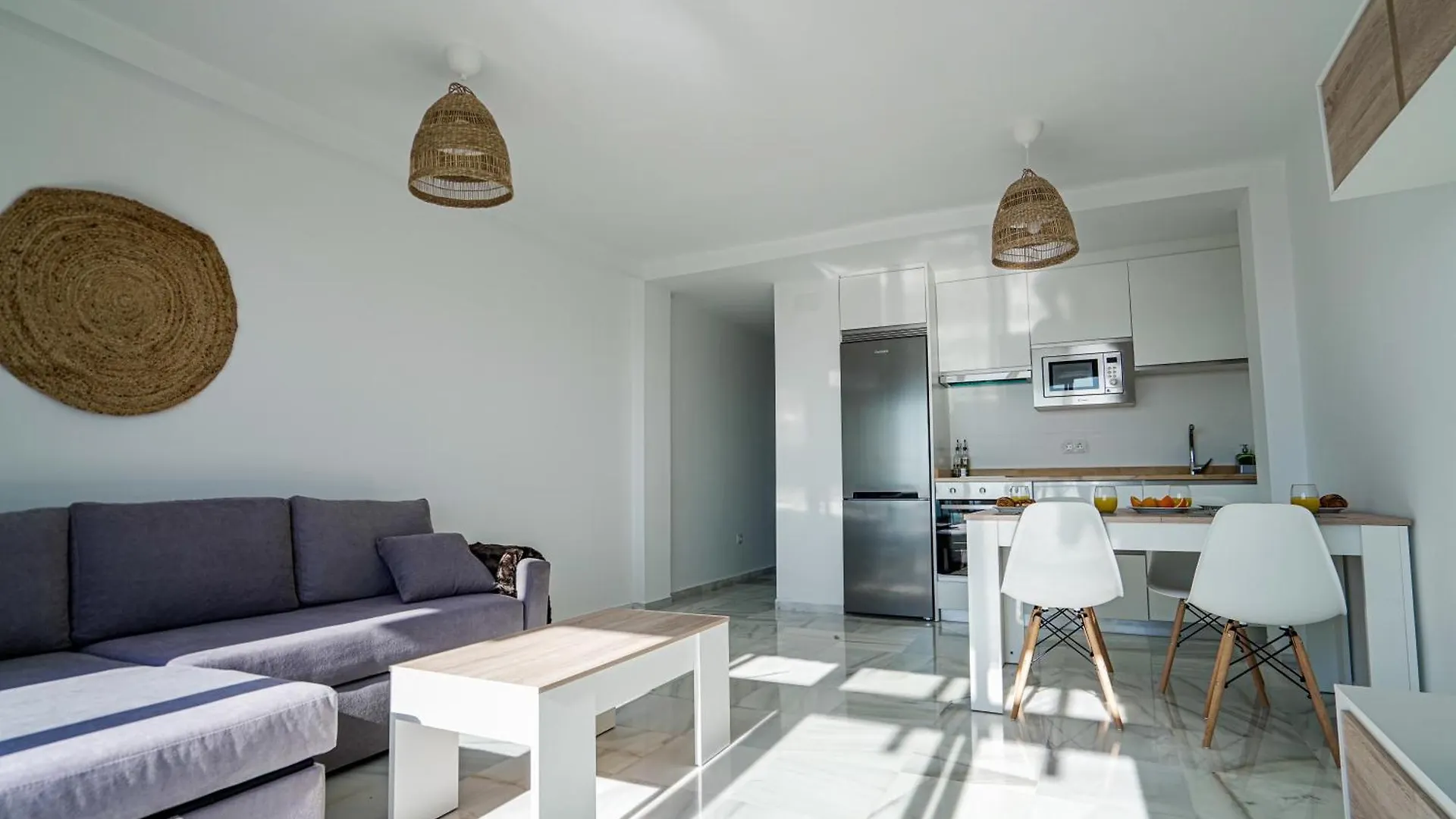 Sunstay Relax Rio Marina Beach Nerja Lägenhet